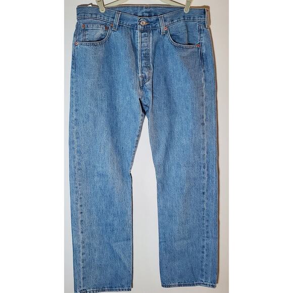 Levi's 501 XX Button Fly Straight Leg Med Wash Denim Mens Jeans Size 34x30 EUC